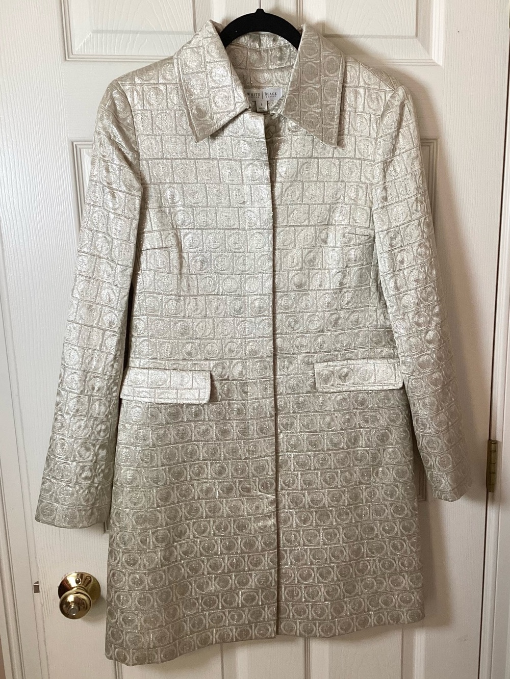 White House Black Market Cream/Gold Metallic Jacquard Trench Coat - Size S
